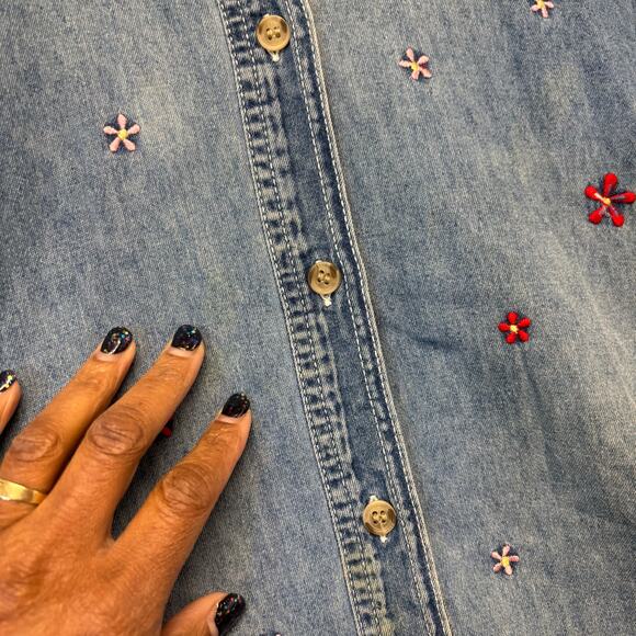 Vintage Bobbie Brooks Denim Shirt Floral Embroidered 2XL Button Up Cottagecore - Picture 5 of 12